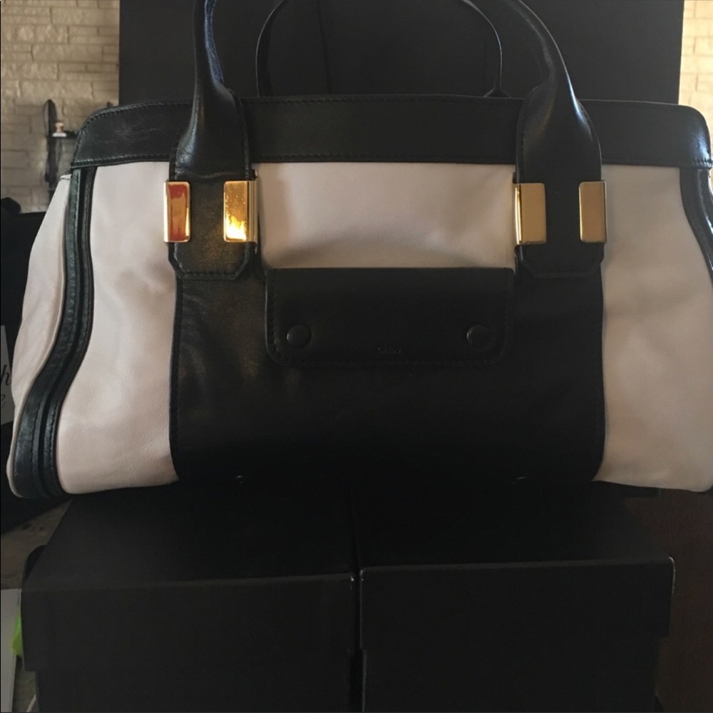 ❌❌SOLD❌❌ CHLOE BLACK N WHITE SATCHEL